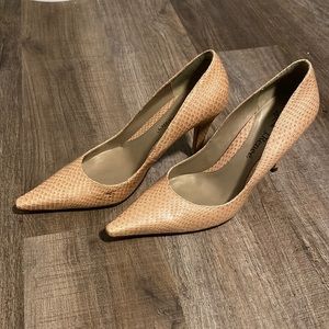J Renee pumps